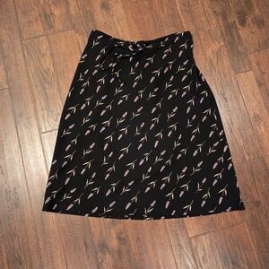 Hillard And Hansen Skirt Womens M Black With Lavender Flower Print
